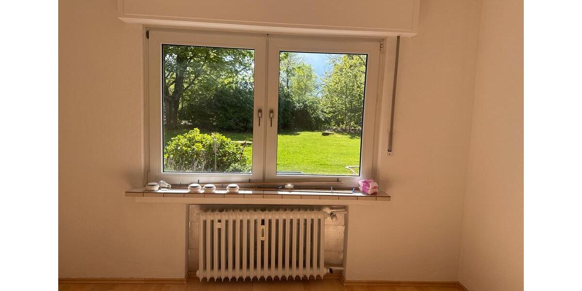 Erdgeschoßwohnung Moers Rheinkamp - 3.5 Zimmer, 66 m&sup2;, 624&euro; | Angebot:26382967