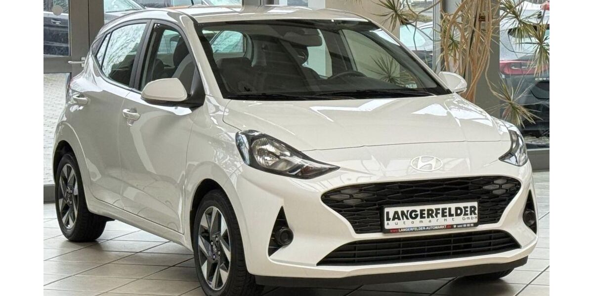 Hyundai i10 7.926 km 15.499 &euro; Wuppertal 42389