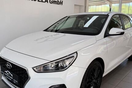 Hyundai i30 97.000 km 10.990 &euro; Heiligenhaus 42579