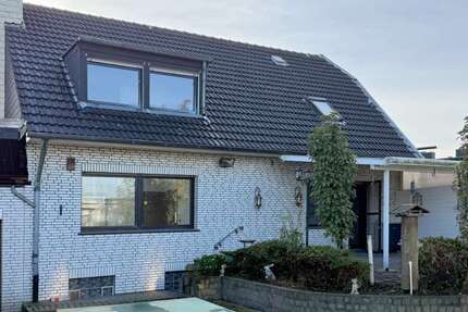 Haus zum Kaufen in Recklinghausen 199.500 € 198.2 m² 6 zimmer