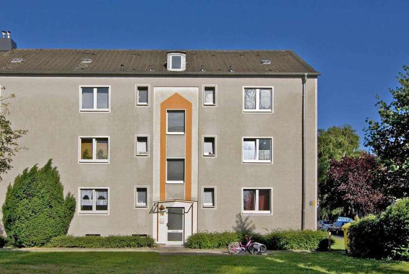 Wohnung zum Mieten in Düsseldorf 570 € 45.71 m² 1.5 zimmer