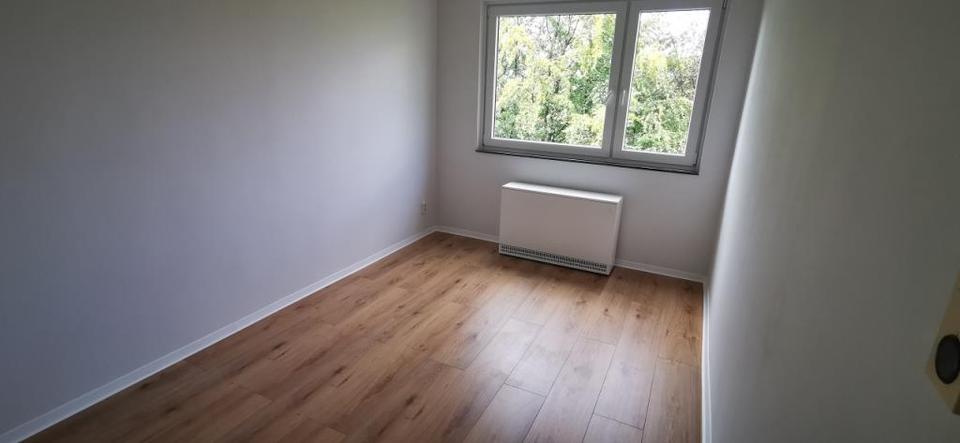 Etagenwohnung Velbert Velbert-Mitte - 3 Zimmer, 77 m&sup2;, 529&euro; | Angebot:26375768