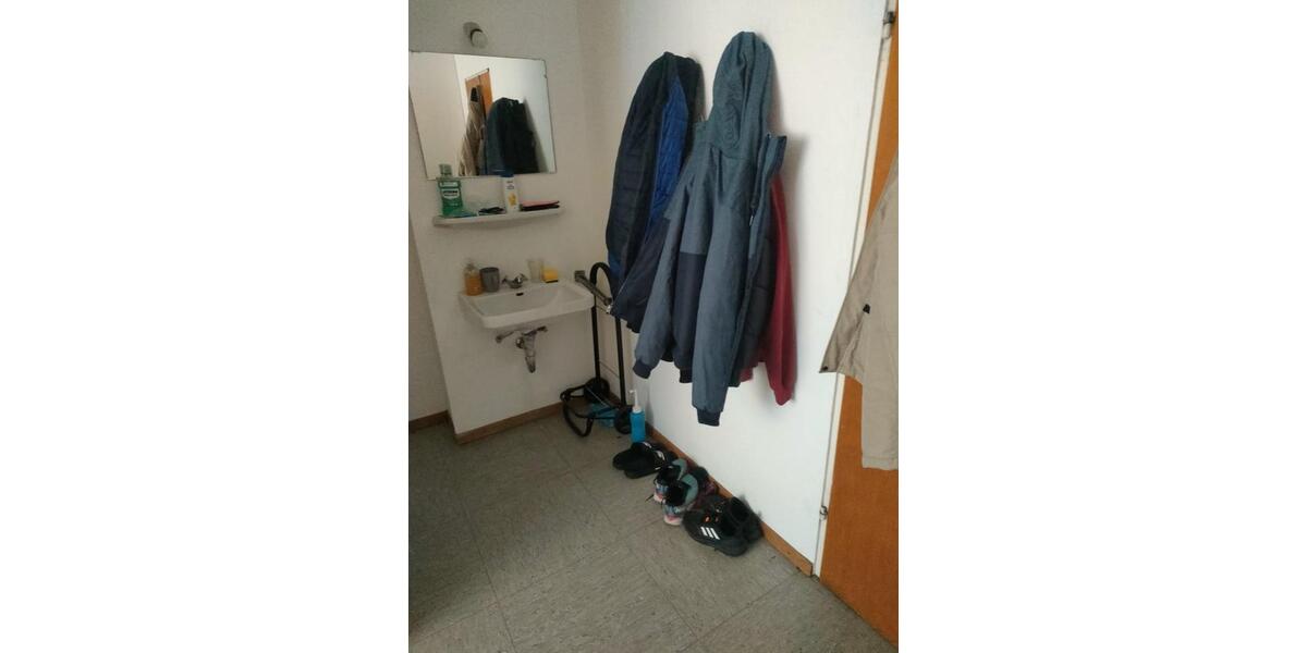 Etagenwohnung Bochum Laer - 1 Zimmer, 15 m&sup2;, 450&euro; | Angebot:25830183