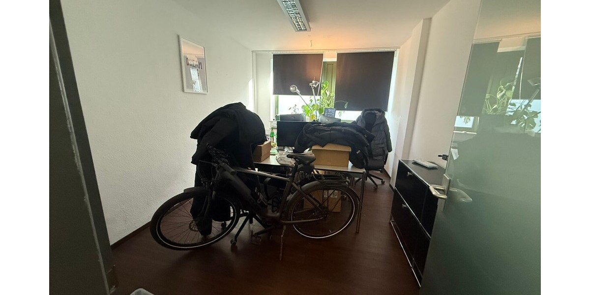 Moderne Gewerbefläche, Ihr neuer Unternehmensstandort – modern, hell und repräsentativ 7 zimmer