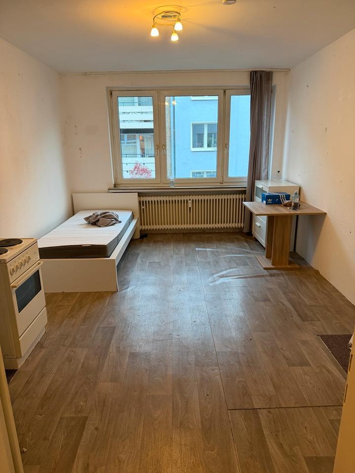 1 Zimmer Apartment für 4 Monaten zimmer