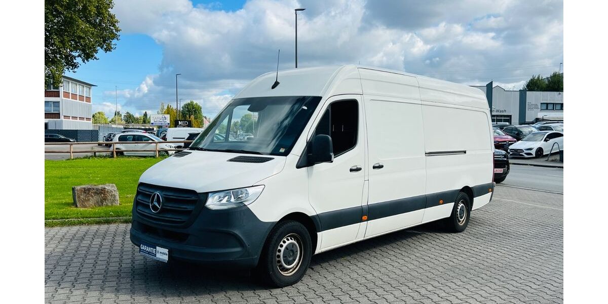 Mercedes-Benz Sprinter 121.000 km 22.999 &euro; Essen 45326