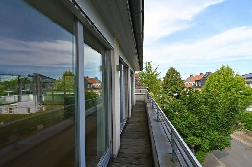 Limited Edition! Komfortable, ganz helle Penthouse-Wohnung in Bredeneyer Toplage