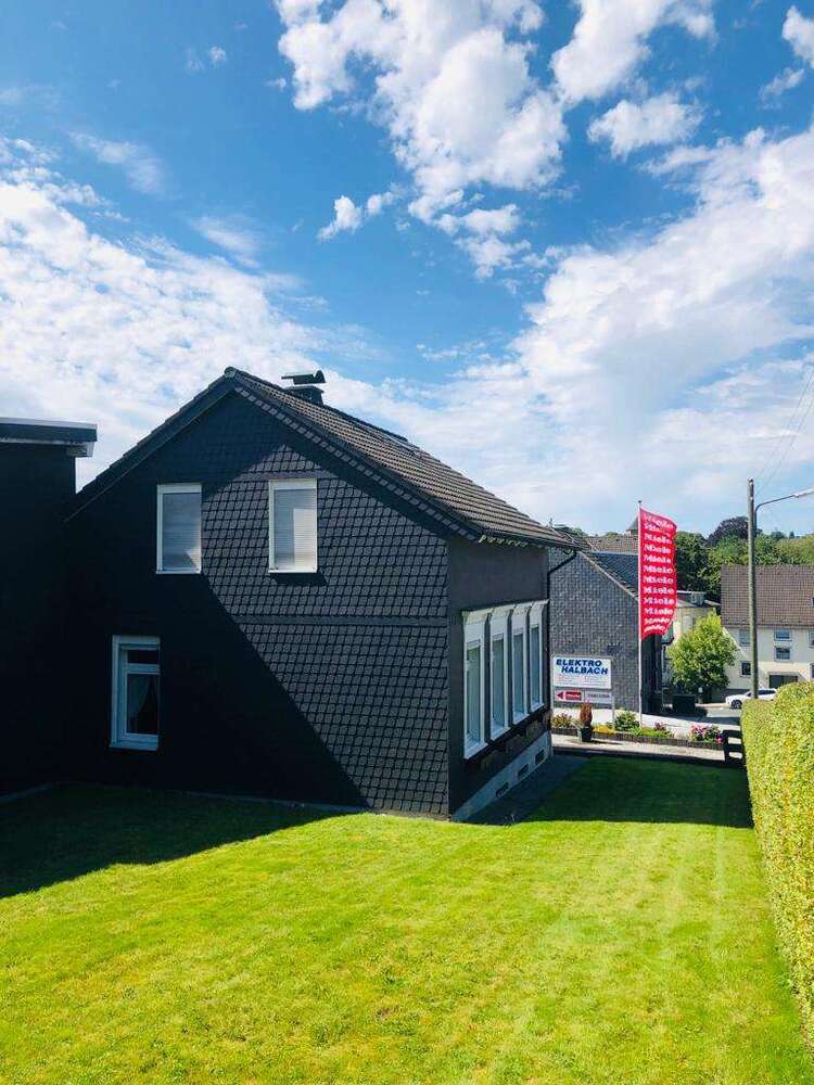 Haus zum Kaufen in Wuppertal 299.000 € 100 m²