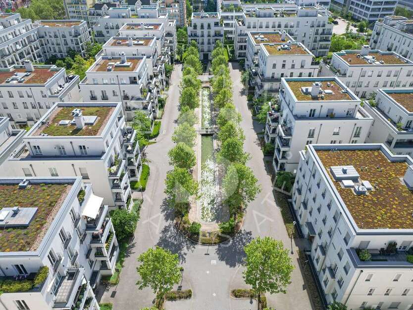 Wohnung zum Kaufen in Düsseldorf 1.300.000 € 141 m²