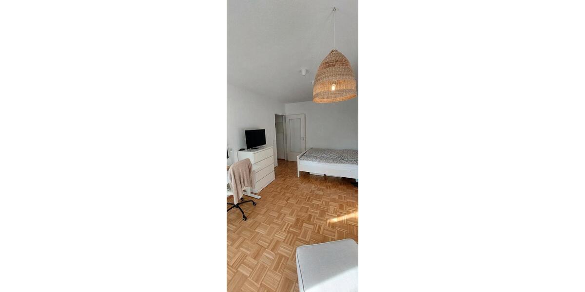 Charmantes, lichtdurchflutetes Appartement am Nützenberg 1 zimmer