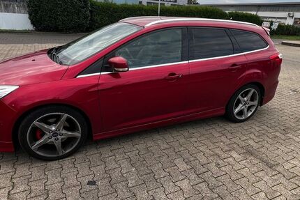 Ford Focus 166.000 km 5.500 &euro; Wuppertal 42329
