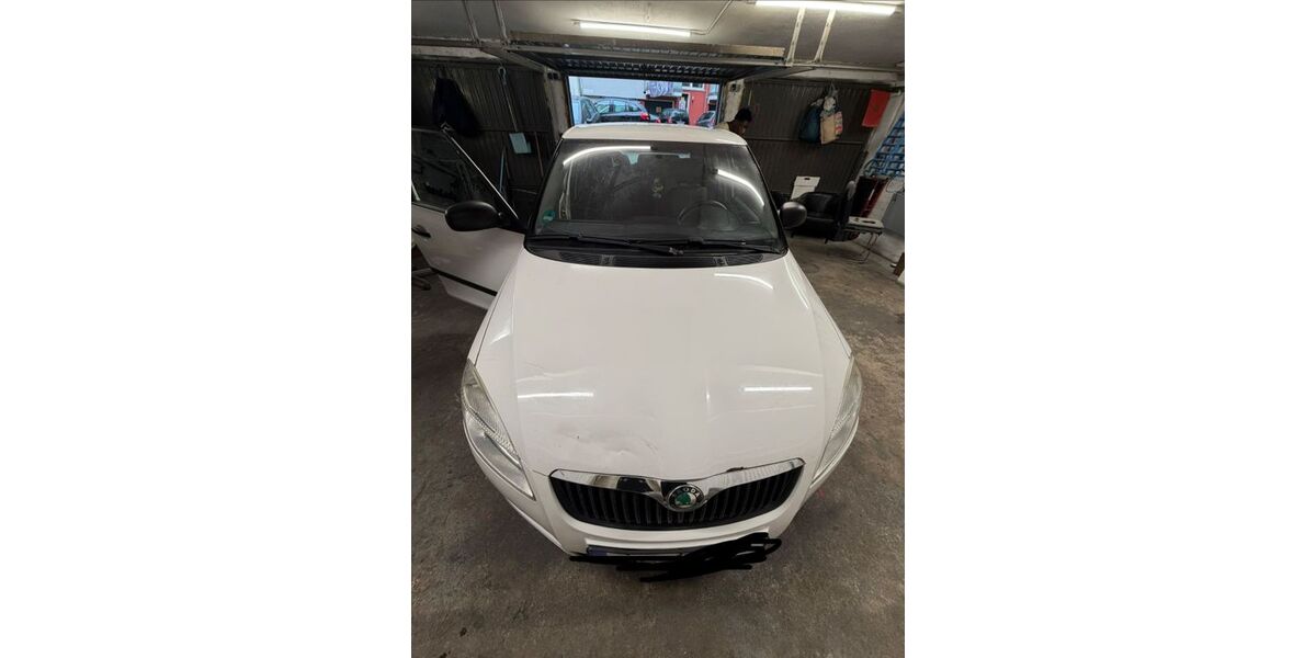 Skoda Fabia 150.000 km 1.800 &euro; Wuppertal 42327