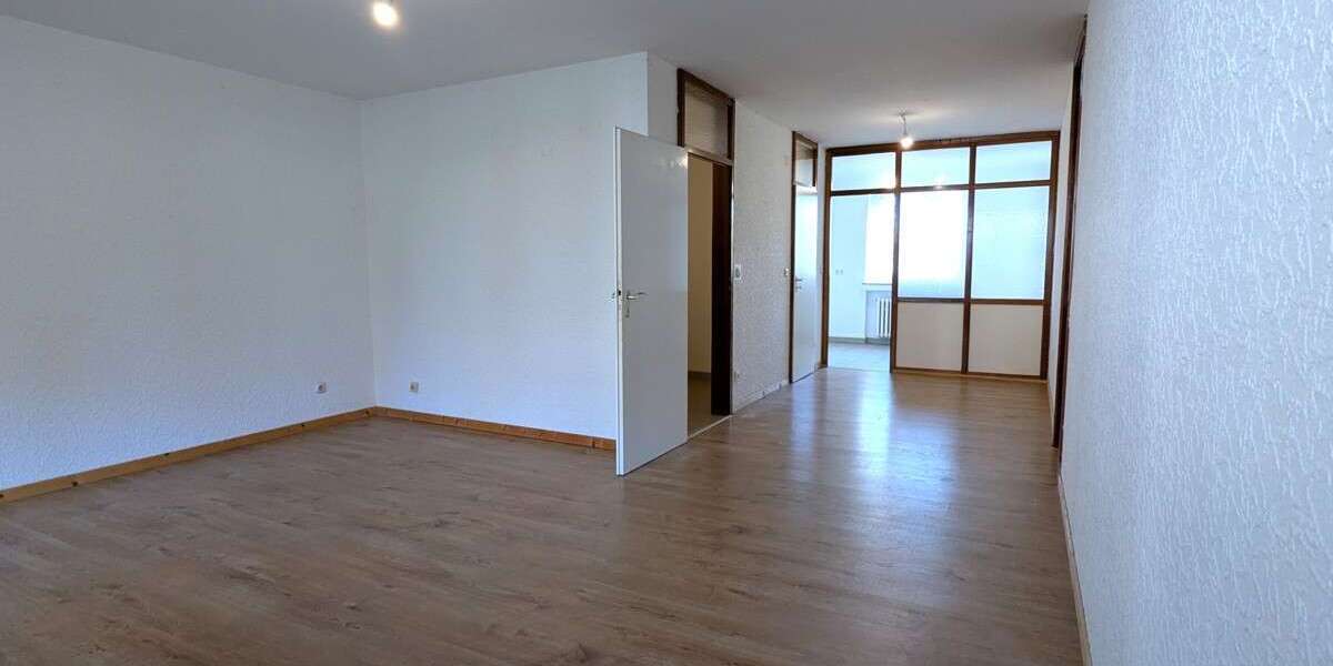 Etagenwohnung Bochum Querenburg - 3 Zimmer, 83 m&sup2;, 700&euro; | Angebot:26445454