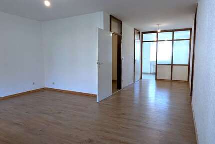 Wohnung Bochum Laer - 3 Zimmer, 83 m&sup2;, 700&euro; | Angebot:26445454