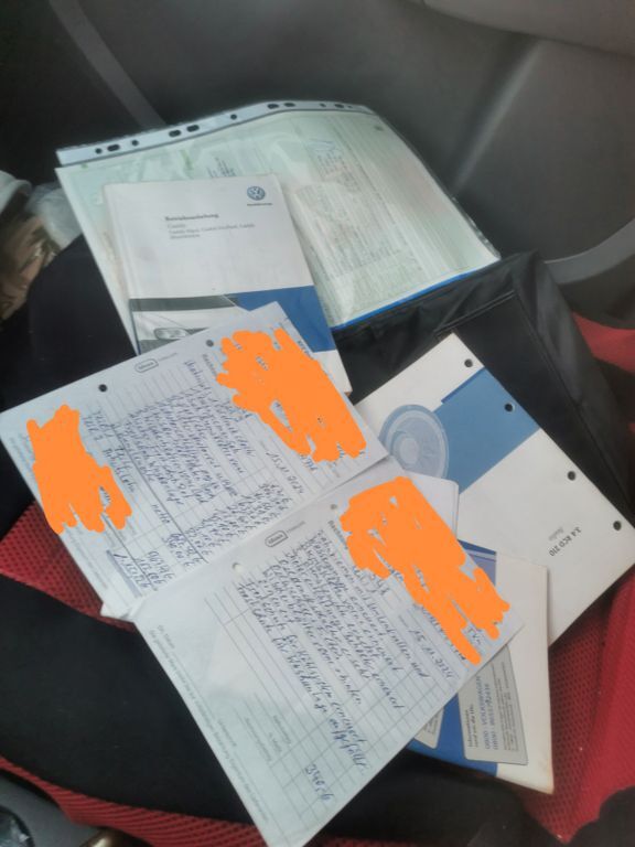 VW Caddy 223.500 km 2.600 € Ratingen 40878