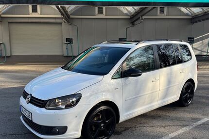 VW Touran 148.000 km 8.790 &euro; Wuppertal 42289