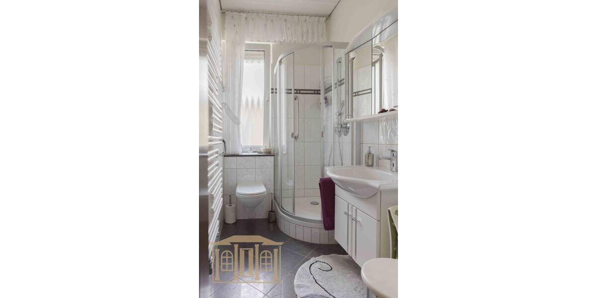 Mehrfamilienhaus, Wohnhaus Wuppertal Cronenberg - 8 Zimmer, 191 m&sup2;, 445.000&euro; | Angebot:25226736