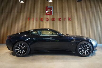 Aston Martin DB11 33.000 km 119.941 &euro; Duisburg 47228