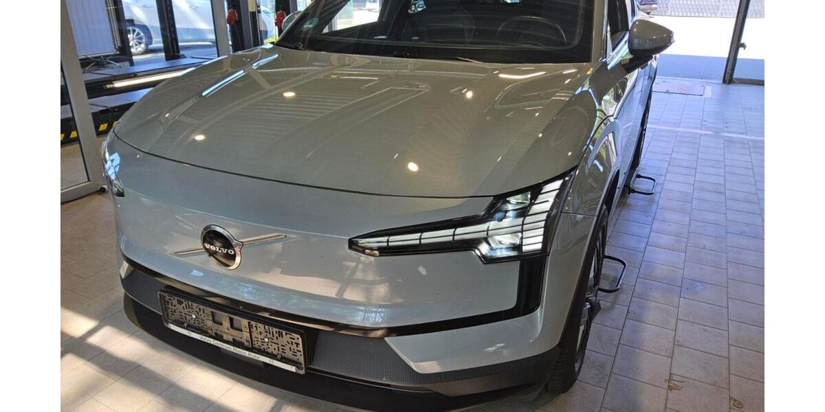 Volvo EX30 14.079 km 31.990 &euro; Essen-Kray 45309