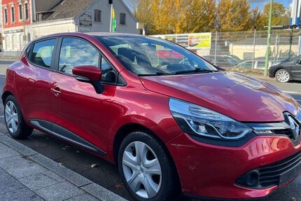 Renault Clio 190.000 km 3.600 &euro; ESSEN 45329