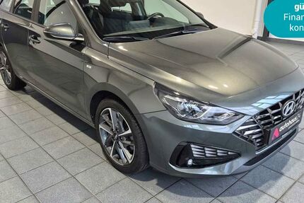 Hyundai i30 64.383 km 16.890 &euro; Wuppertal 42287