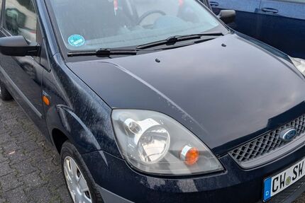 Ford Fiesta 97.300 km 2.000 &euro; Haan 42781