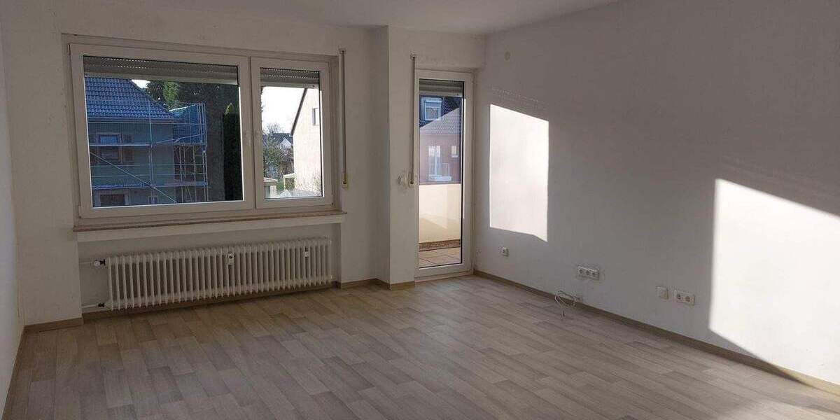 Gemütliche 3,5 Zimmer Wohnung mit Balkon, Wannenbad und GWC! 3 zimmer