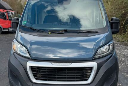 Peugeot Boxer 131.200 km 9.950 &euro; Essen - Altenessen 45326