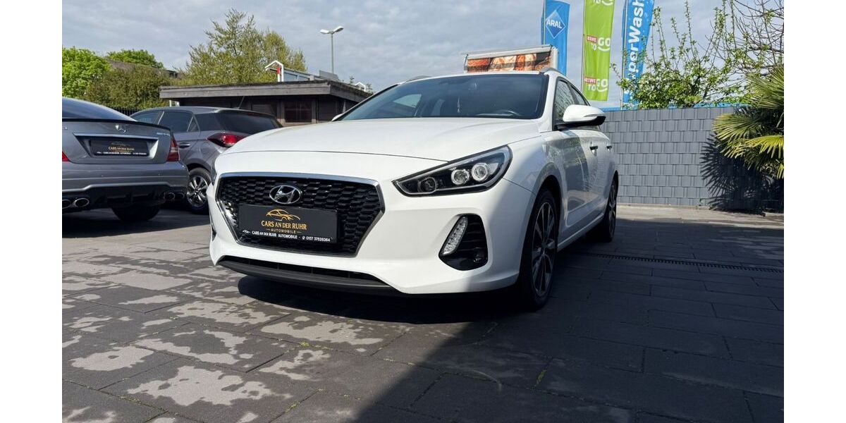 Hyundai i30 110.500 km 13.500 &euro; Bottrop 46236