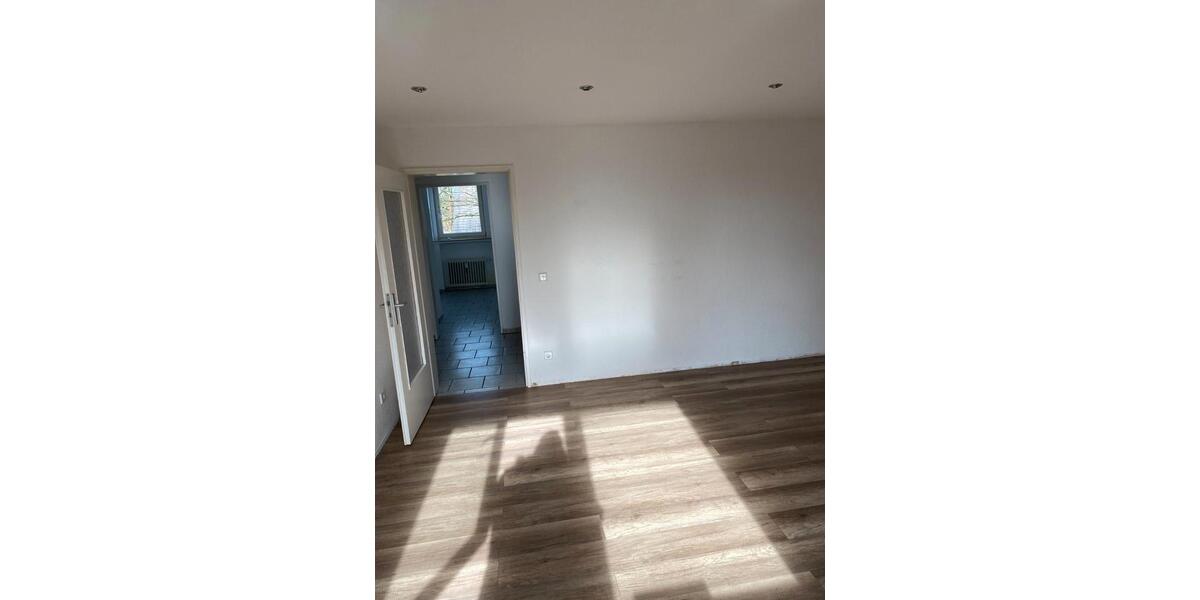 Dachgeschoßwohnung Bottrop Batenbrock - 3 Zimmer, 56 m&sup2;, 448&euro; | Angebot:26323654