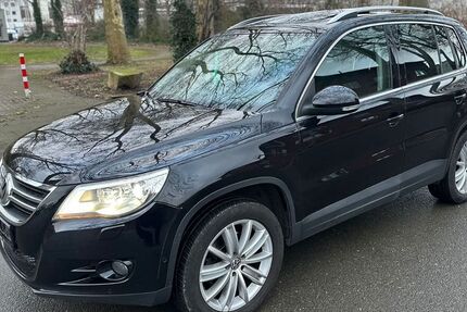 VW Tiguan 271.000 km 4.700 &euro; Essen 45356