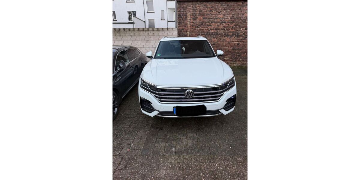 VW Touareg 102.000 km 41.999 &euro; Duisburg 47138