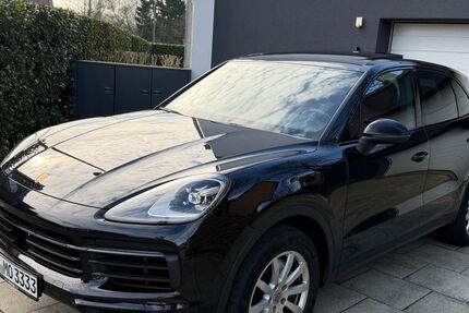 Porsche Cayenne 85.000 km 54.999 &euro; Essen 45355