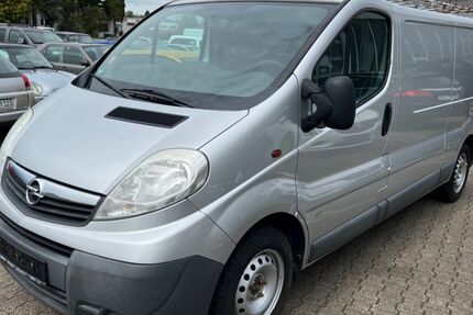 Opel Vivaro 195.000 km 5.980 € Herten 45701