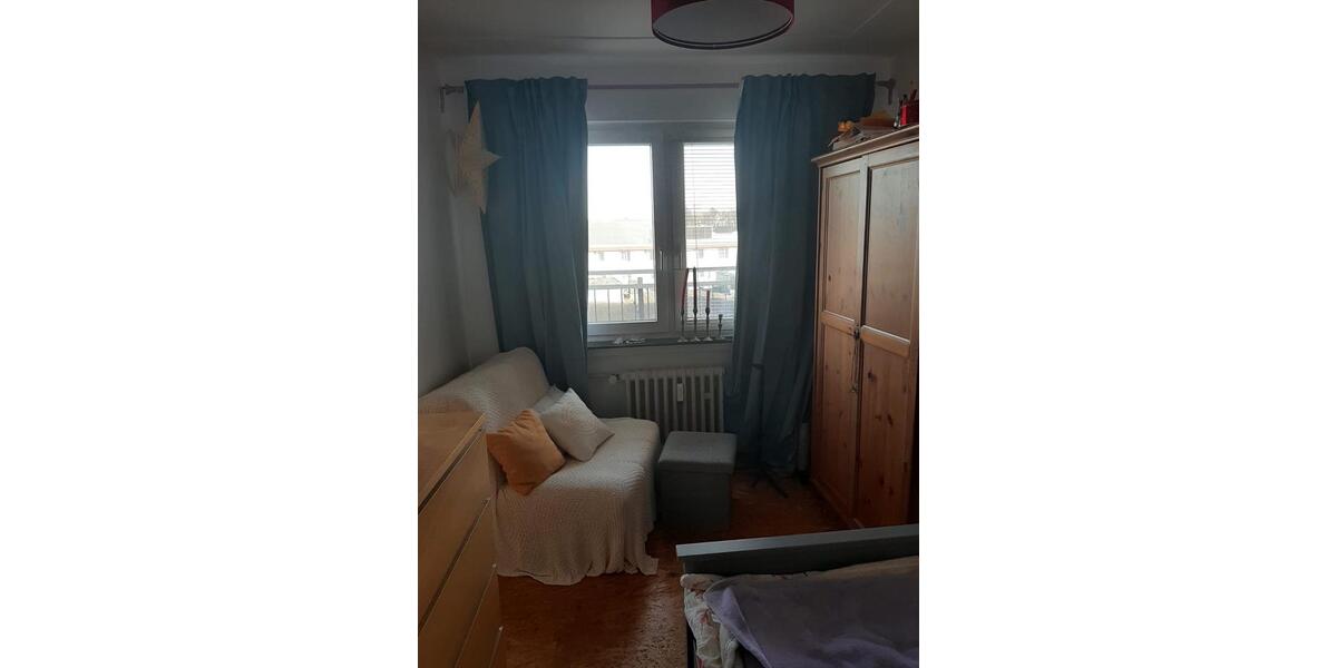 Etagenwohnung Essen Stadtkern - 3 Zimmer, 77 m&sup2;, 940&euro; | Angebot:24785438