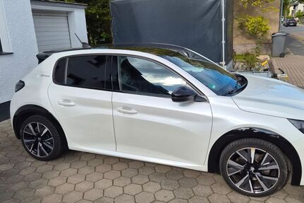 Peugeot 208 53.000 km 16.399 &euro; Herne 44652