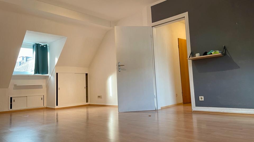 Etagenwohnung Essen Stadtbezirk III - 1 Zimmer, 49 m&sup2;, 575&euro; | Angebot:26478528