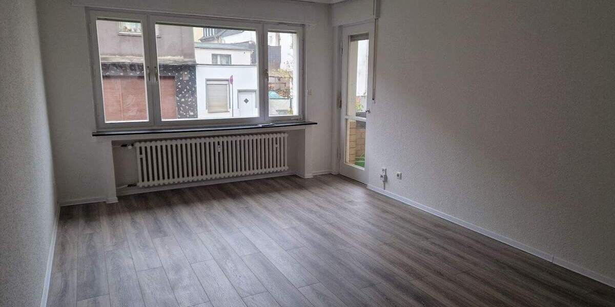 Familienfreundliche, frisch renovierte 3-Zimmer-Wohnung in ruhiger Lage 3 zimmer