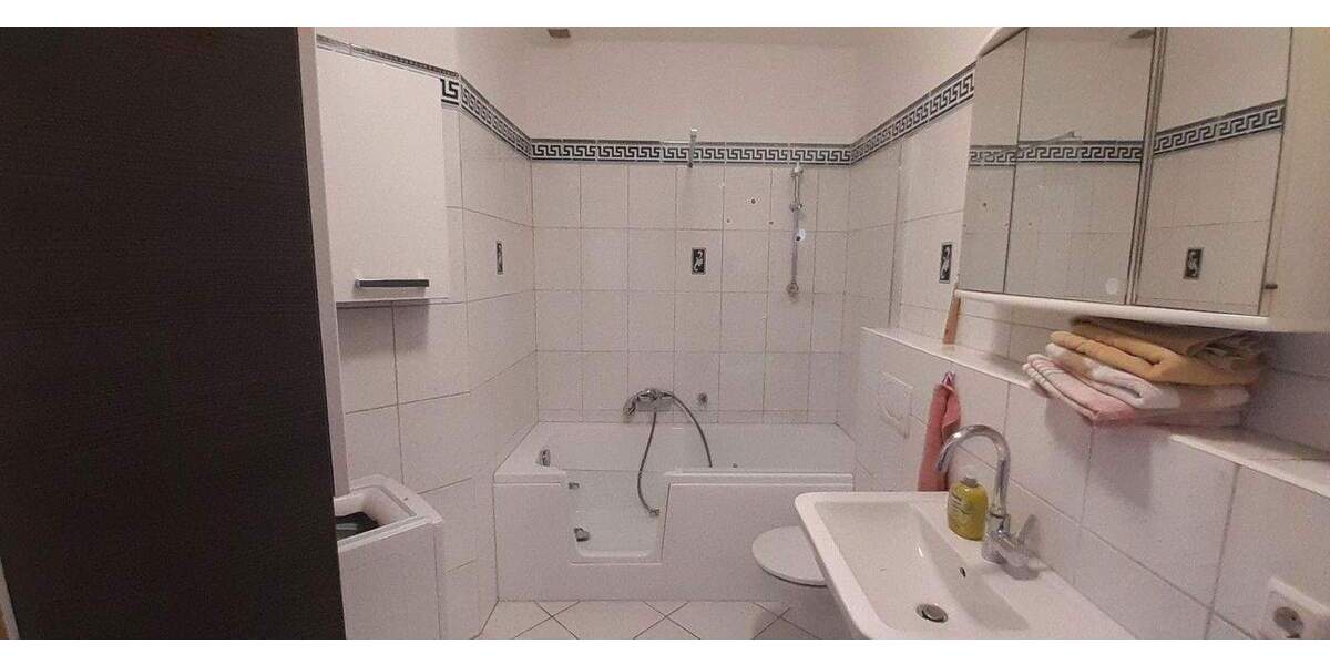 Schöne 2-Zimmer-Wohnung in Duisburg-Wanheim 2 zimmer