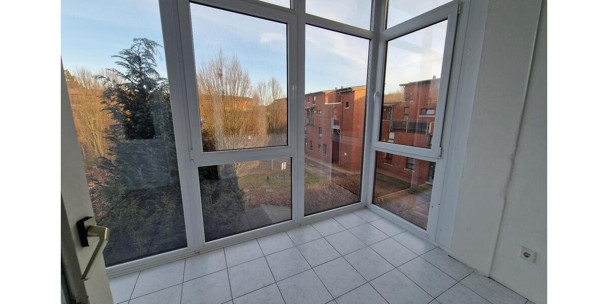 Nur mit WBS: Paradies für Kinder, helle 3-Zimmer-Wohnung mit Wintergarten 3 zimmer