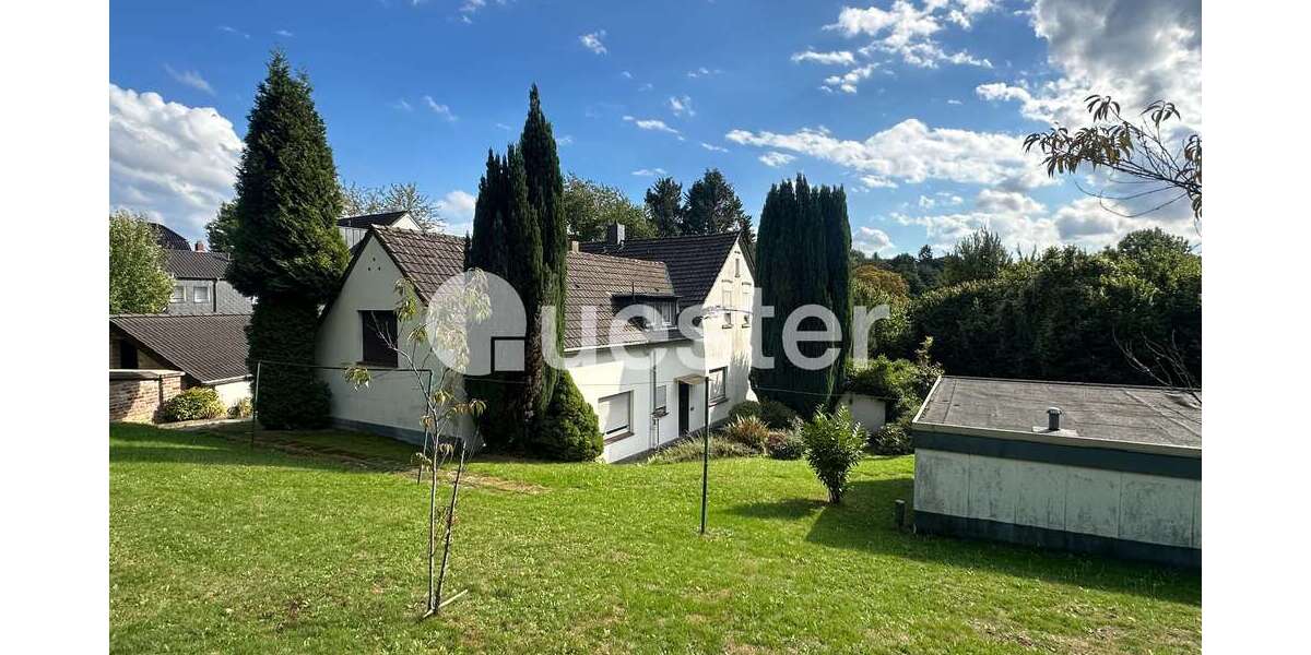 Einfamilienhaus Mülheim an der Ruhr Menden-Holthausen - 11 Zimmer, 268 m&sup2;, 570.000&euro; | Angebot:27488823