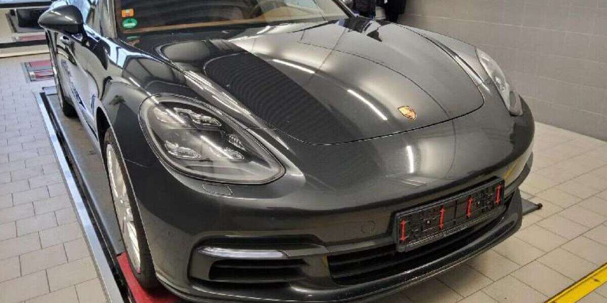 Porsche Panamera 218.500 km 39.990 &euro; Mülheim an der Ruhr 45478