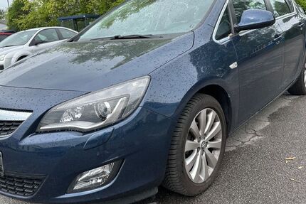 Opel Astra 194.000 km 2.990 &euro; Wuppertal 42327