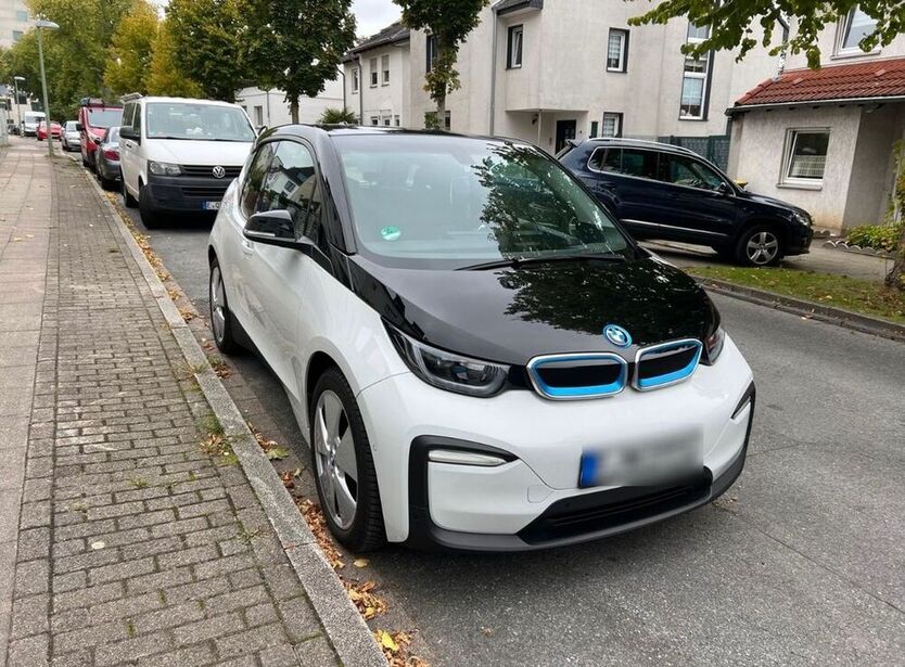 i3
