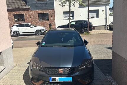 Seat Leon 62.000 km 27.000 &euro; Duisburg 47178