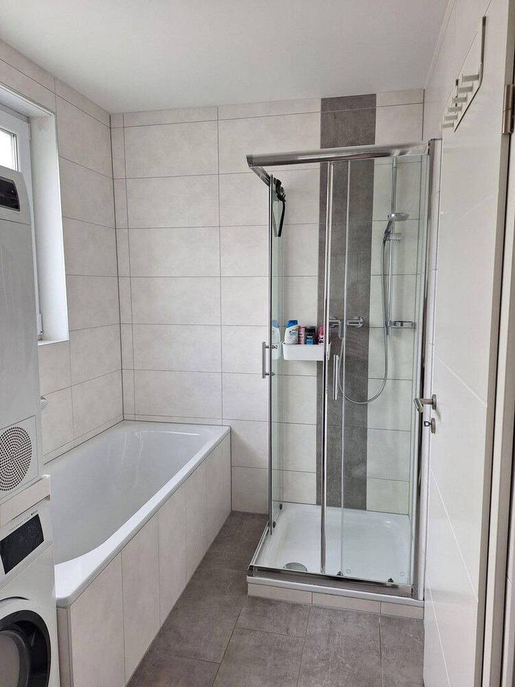 Provisionsfreies Haus in Haus (über 3.Etagen) mit Garten und Stellplatz!