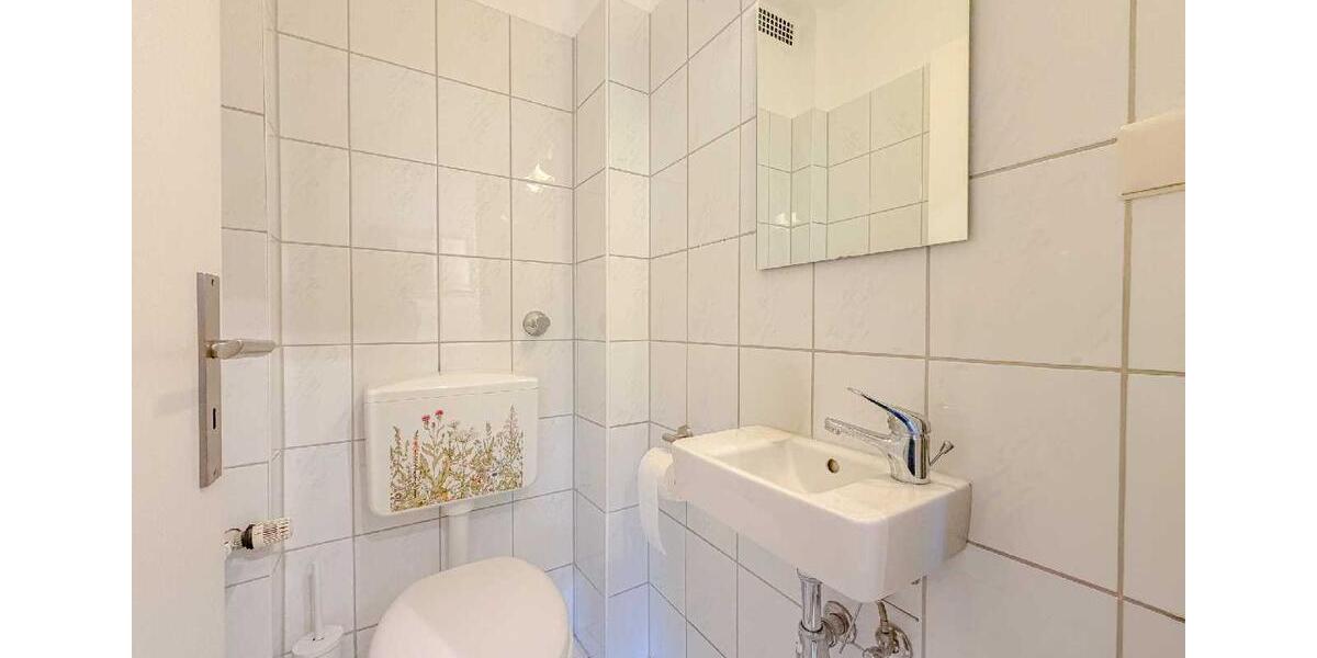 Ratingen-Ost: Großzügige 3-Zimmer-Wohnung mit Balkon und Stellplatz 3 zimmer