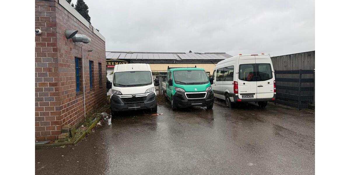 Attraktive Gewerbefläche ca. 140 m² im Obergeschoss zu vermieten zimmer