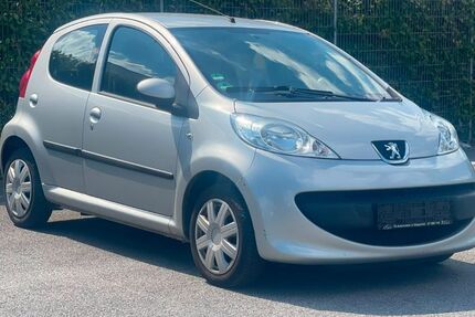 Peugeot 107 213.000 km 1.999 &euro; Wuppertal 42389