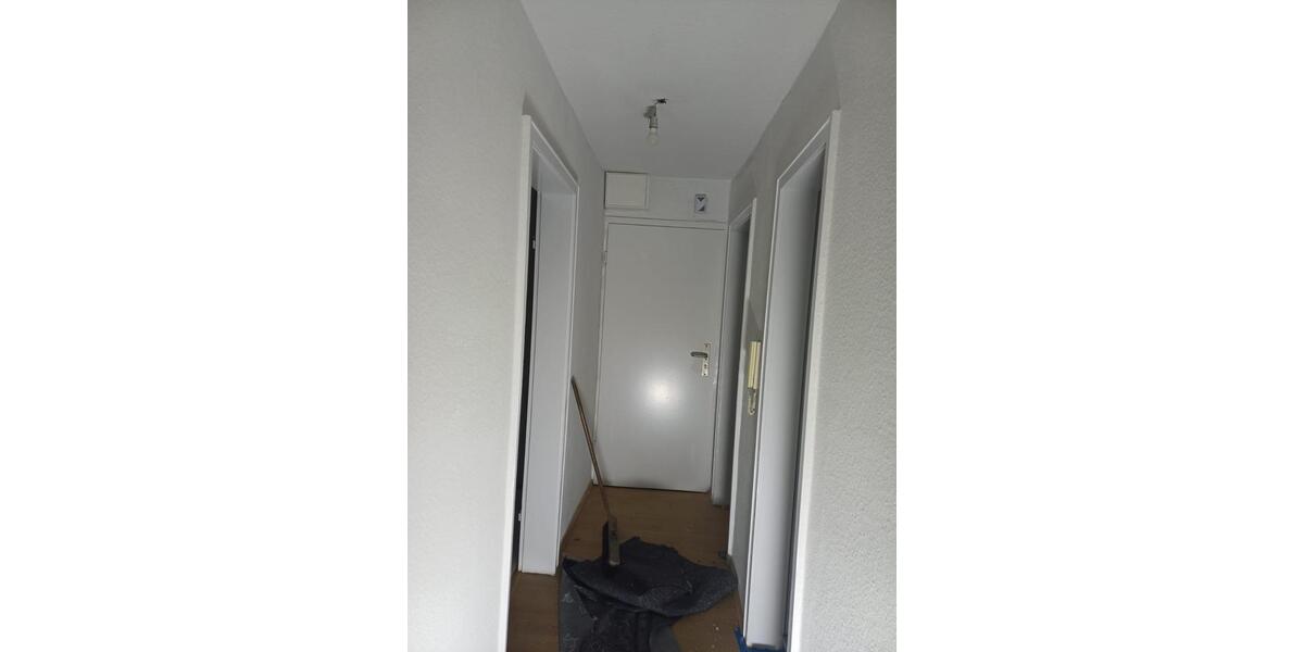 Top Wohnung frisch renoviert 2 zimmer